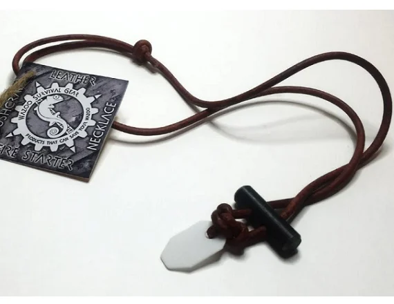 wazoo-bushcraft-necklace